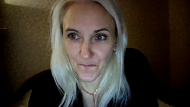 Calissako Live XXX-Chat