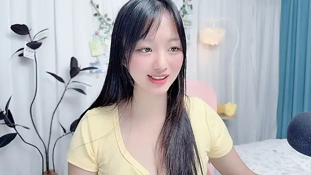 Winnie666999 Adlı Modelin Canlı XXX Sohbeti