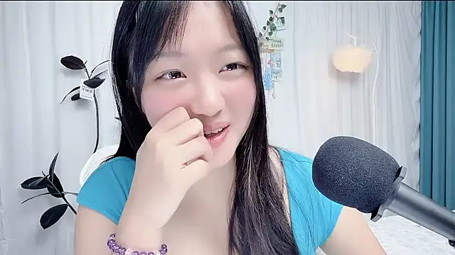Živý XXX chat Winnie666999