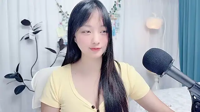 Winnie666999 现场XXX聊天