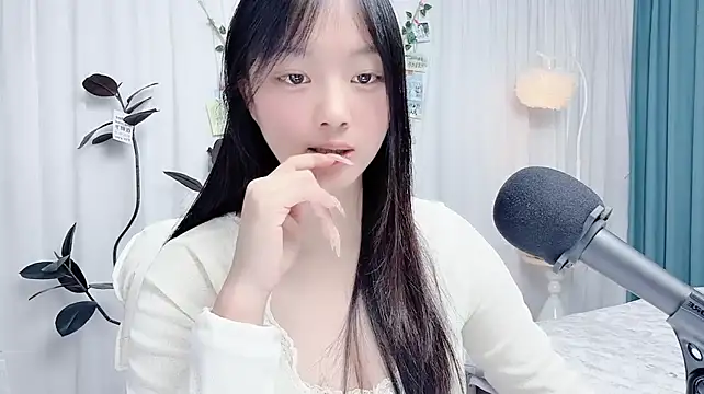 Winnie666999 Show Webcam