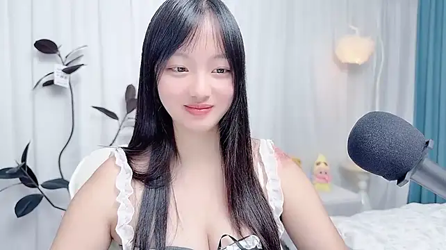 Winnie666999 Adlı Modelin Web Kamerası Şovu