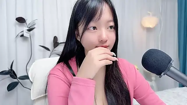 Winnie666999のウェブカメラショー