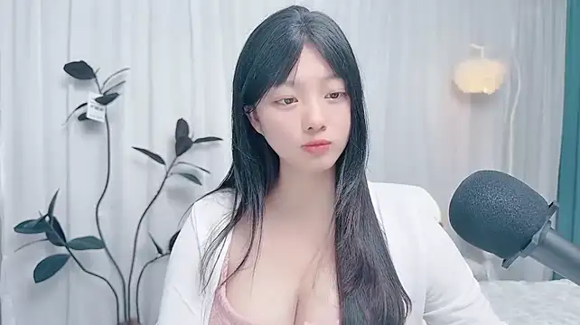 Winnie666999 Live XXX-Chat