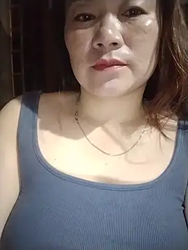 Lily_Trinh 网络视讯表演