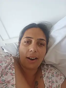 Show de Cataleya_Leya na webcam