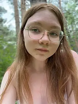 MiaReach's Live XXX Chat