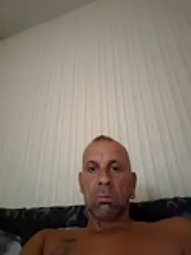 NewBigcockheren Webbikameraesitys