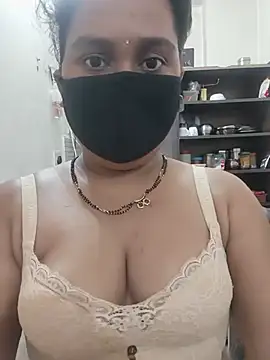 Lily-Darlling's Webcam Show