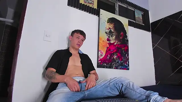 Robinlion91 Show in webcam