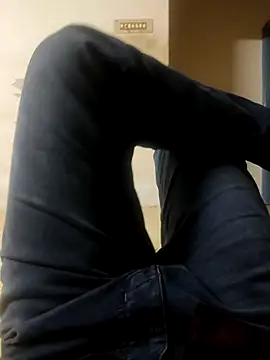 הופעת וובקאם של tamil_boy_anytime