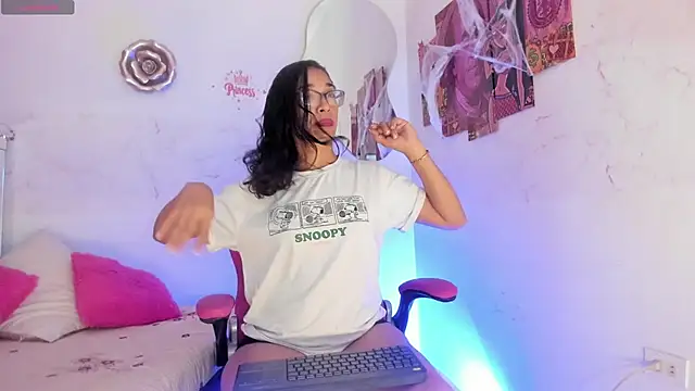 stacyfoxxxのライブXXXチャット