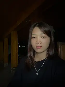 hhanni06 Pertunjukan Webcam