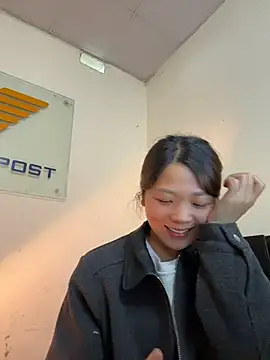 hhanni06 Show Webcam