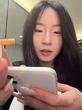 Uugirl00 Show Webcam