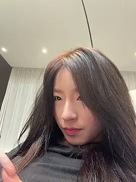Uugirl00's Live XXX Chat