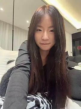 Uugirl00's Live XXX Chat