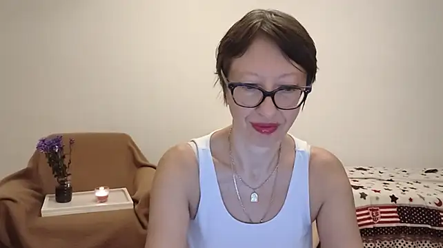 BellaRose_2020 Show in webcam