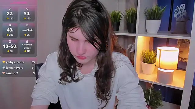 צ'אט XXX בשידור חי של NoriMoore