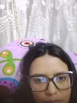 دردشة selena_foxy الجنسية المباشرة