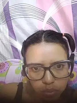 Živý XXX chat selena_foxy