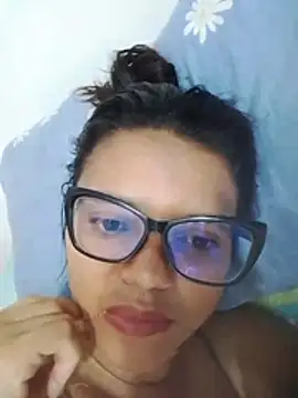 selena_foxy's Live XXX Chat