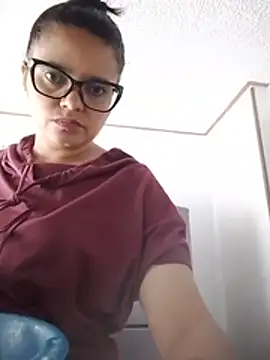 Živý XXX chat selena_foxy