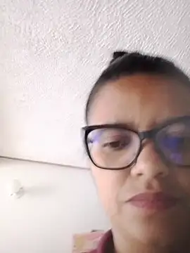 selena_foxy's Live XXX Chat