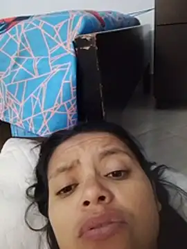 selena_foxy 现场XXX聊天