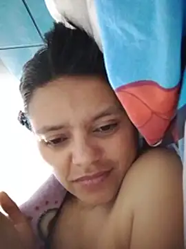 selena_foxy's Live XXX Chat