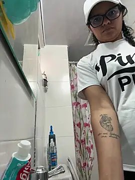 عرض كام selena_foxy