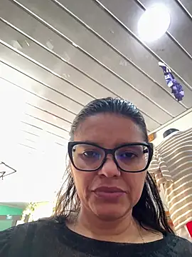 selena_foxy's Live XXX Chat