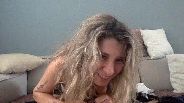 lindy94 Webcamshow