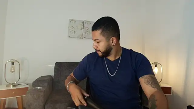 BrunoSilva_'s Webcam Show
