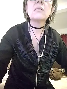 nocturnewhisper's Live XXX Chat
