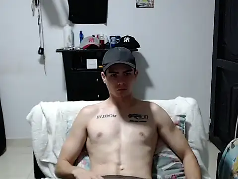 Zac_Efront Show in webcam