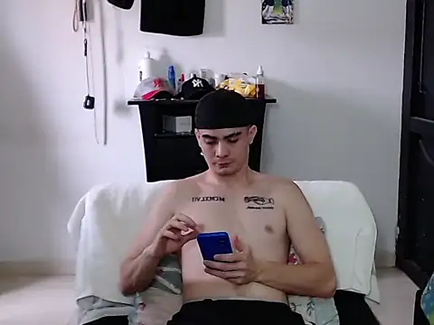 Zac_Efront Show Webcam