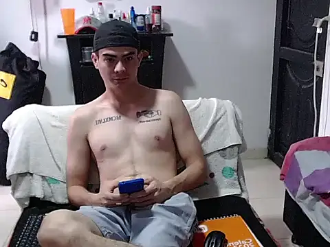 הופעת וובקאם של Zac_Efront