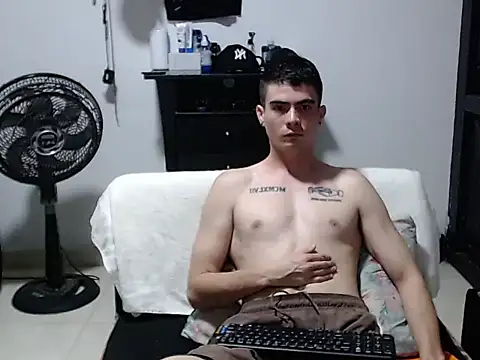 Zac_Efront Pertunjukan Webcam