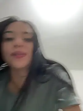 Chat XXX en directo de LilacNoir