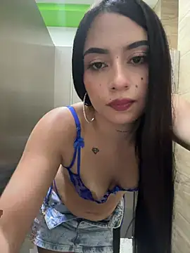 LilacNoir – Live XXX-chat