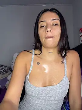 LilacNoir Webcam-Show
