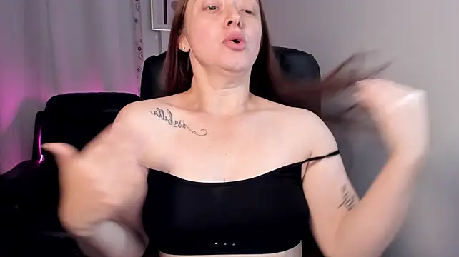 michelleferrari_'s Webcam Show
