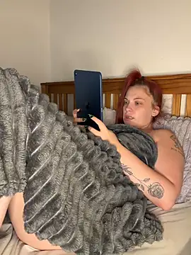 Pokazy przed kamerką – Monsterlover69xox