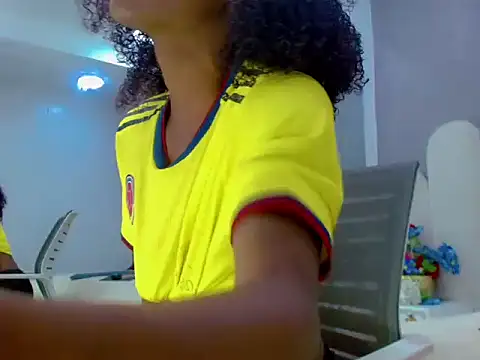 Show Webcam de bella_77_