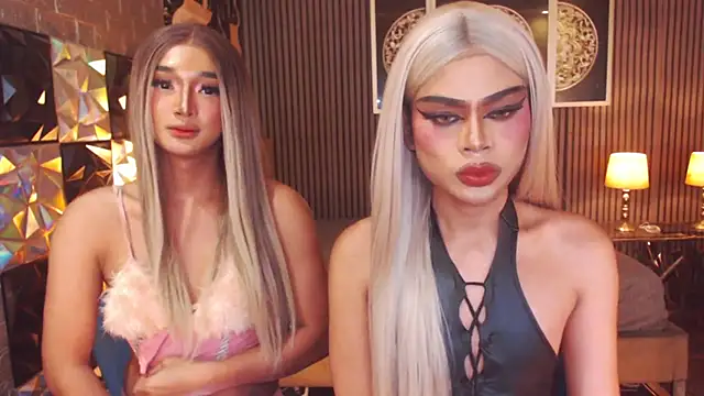 MeatyCockAkira Show Webcam
