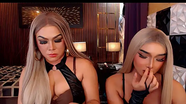 Show de webcam de MeatyCockAkira