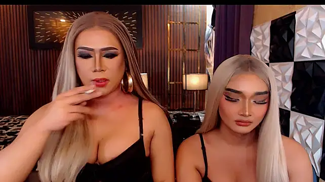Show de webcam de MeatyCockAkira