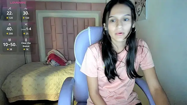 CloyBabee élő XXX-chatje