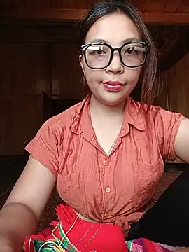 -Le_Miu-01 – live chatrum